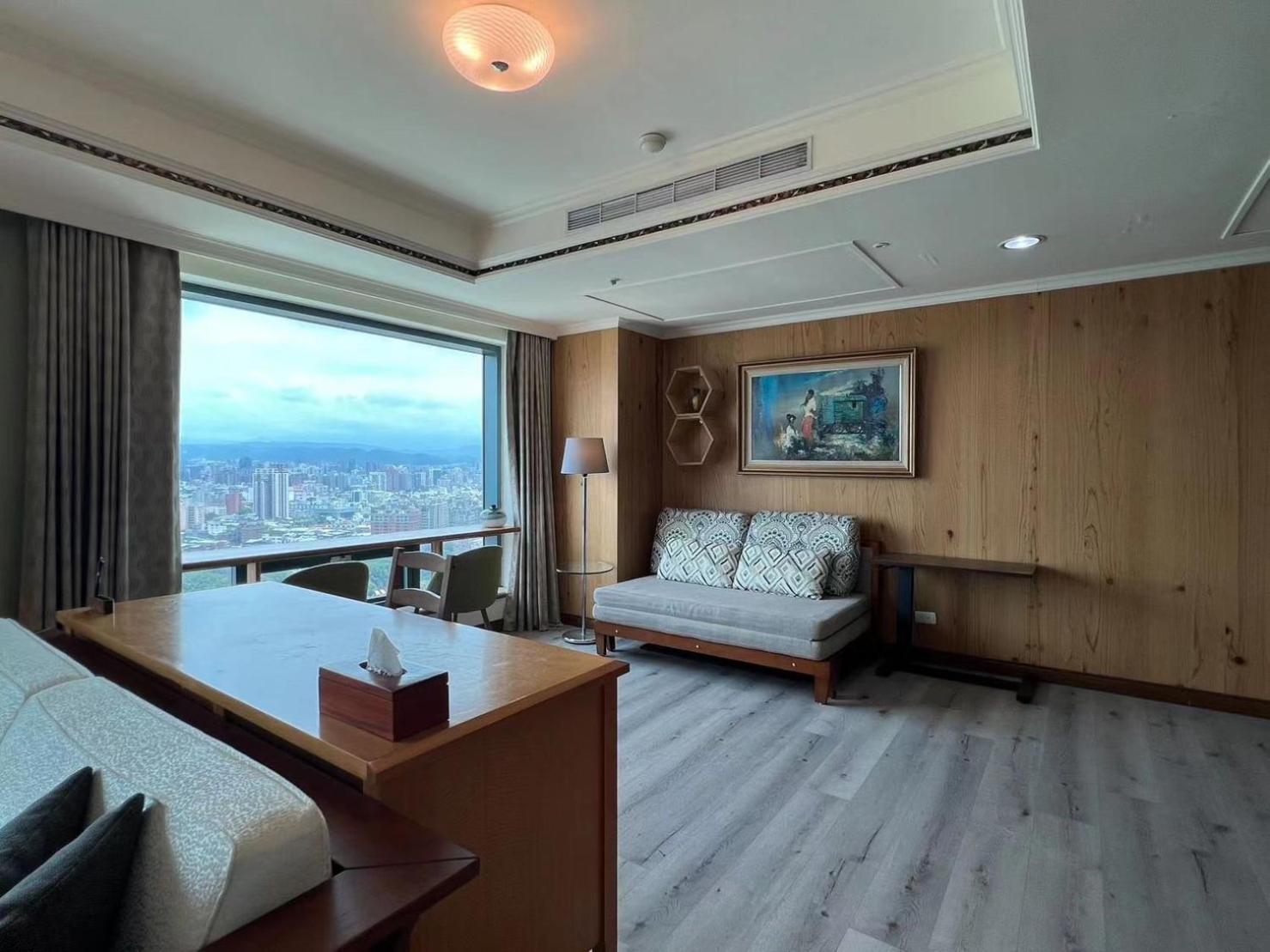 台中市Luxury Houseアパートメント エクステリア 写真