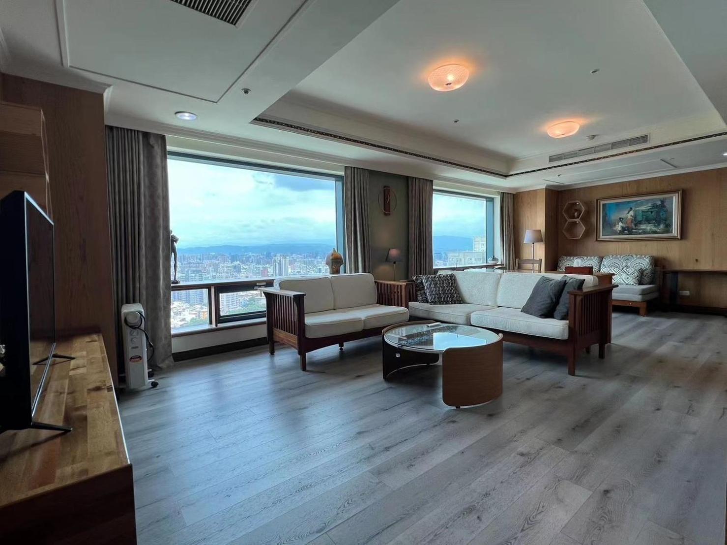 台中市Luxury Houseアパートメント エクステリア 写真