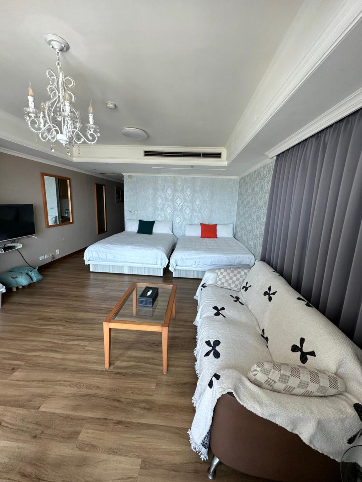 台中市Luxury Houseアパートメント エクステリア 写真